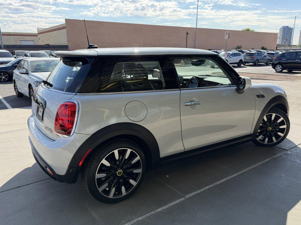 used 2023 MINI Hardtop car, priced at $20,977