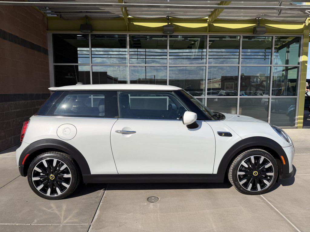 used 2023 MINI Hardtop car, priced at $20,977