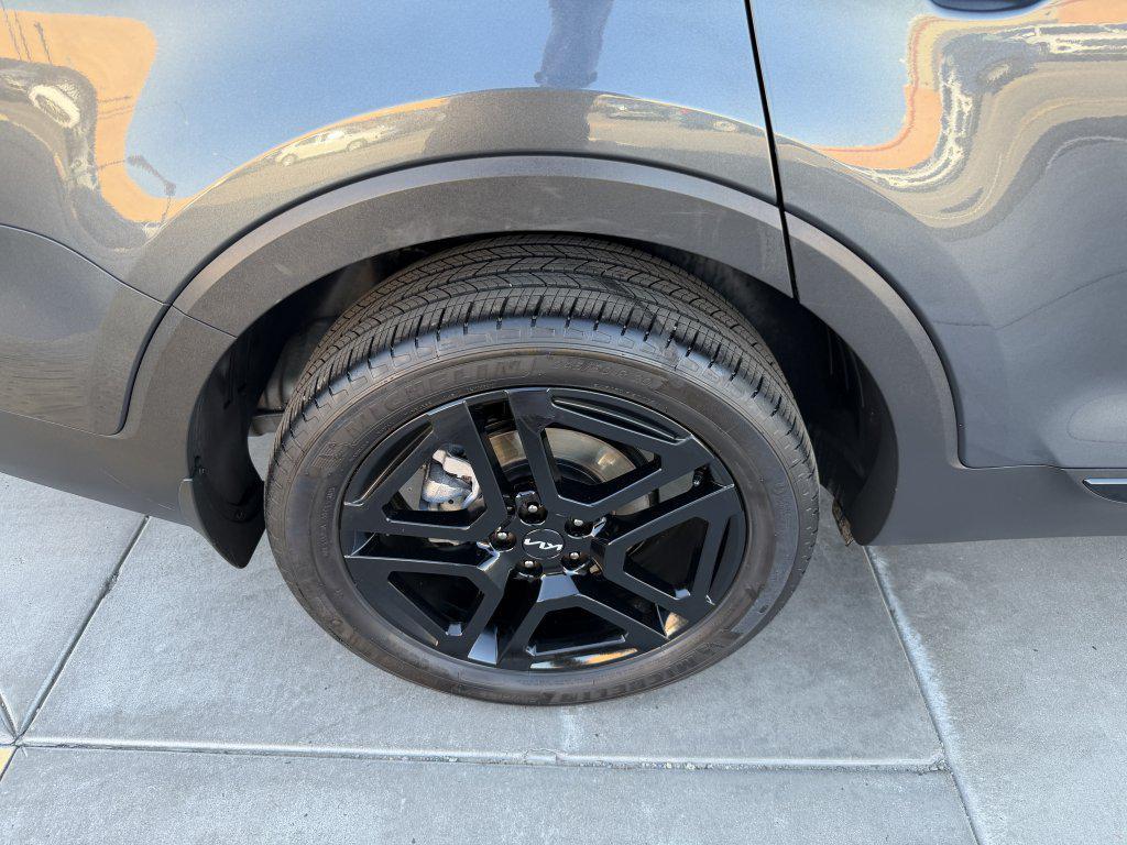 used 2024 Kia Telluride car, priced at $39,977