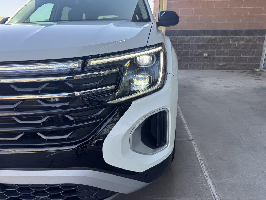 used 2024 Volkswagen Atlas car, priced at $38,977