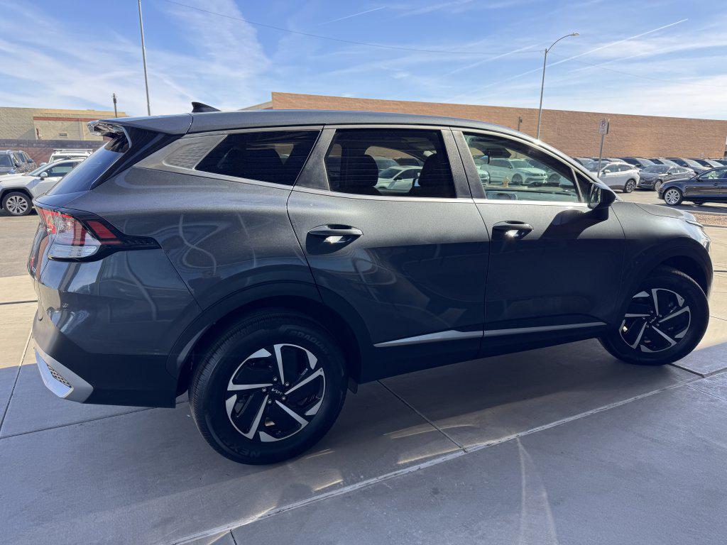 used 2023 Kia Sportage Hybrid car, priced at $23,297