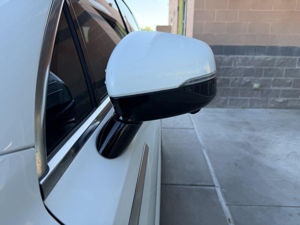 used 2023 Kia Sorento Plug-In Hybrid car, priced at $31,977