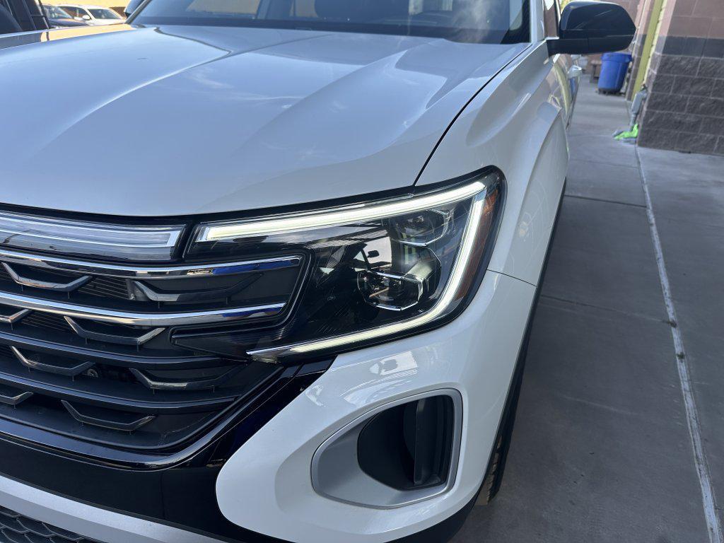 used 2024 Volkswagen Atlas car, priced at $37,977