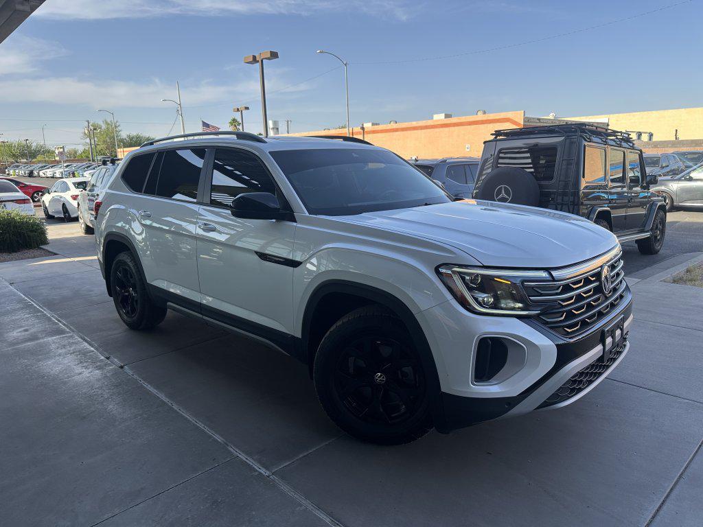 used 2024 Volkswagen Atlas car, priced at $37,977