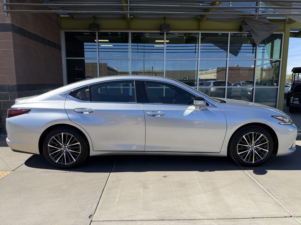 used 2025 Lexus ES 350 car, priced at $38,277