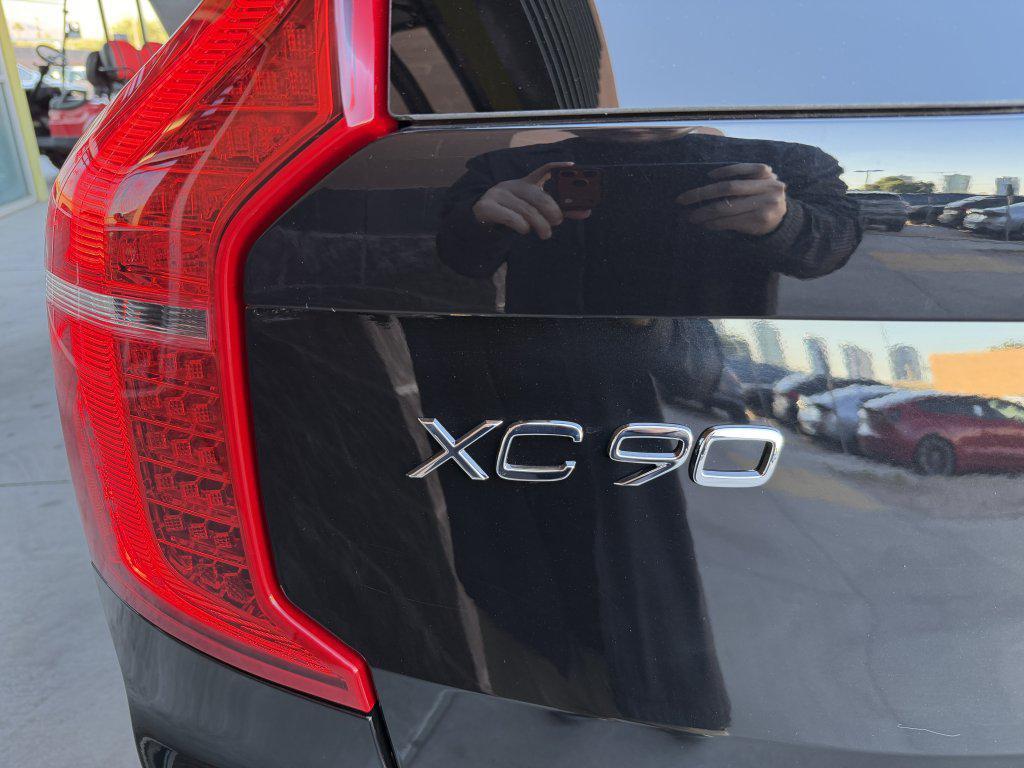used 2024 Volvo XC90 Recharge Plug-In Hybrid car, priced at $42,877