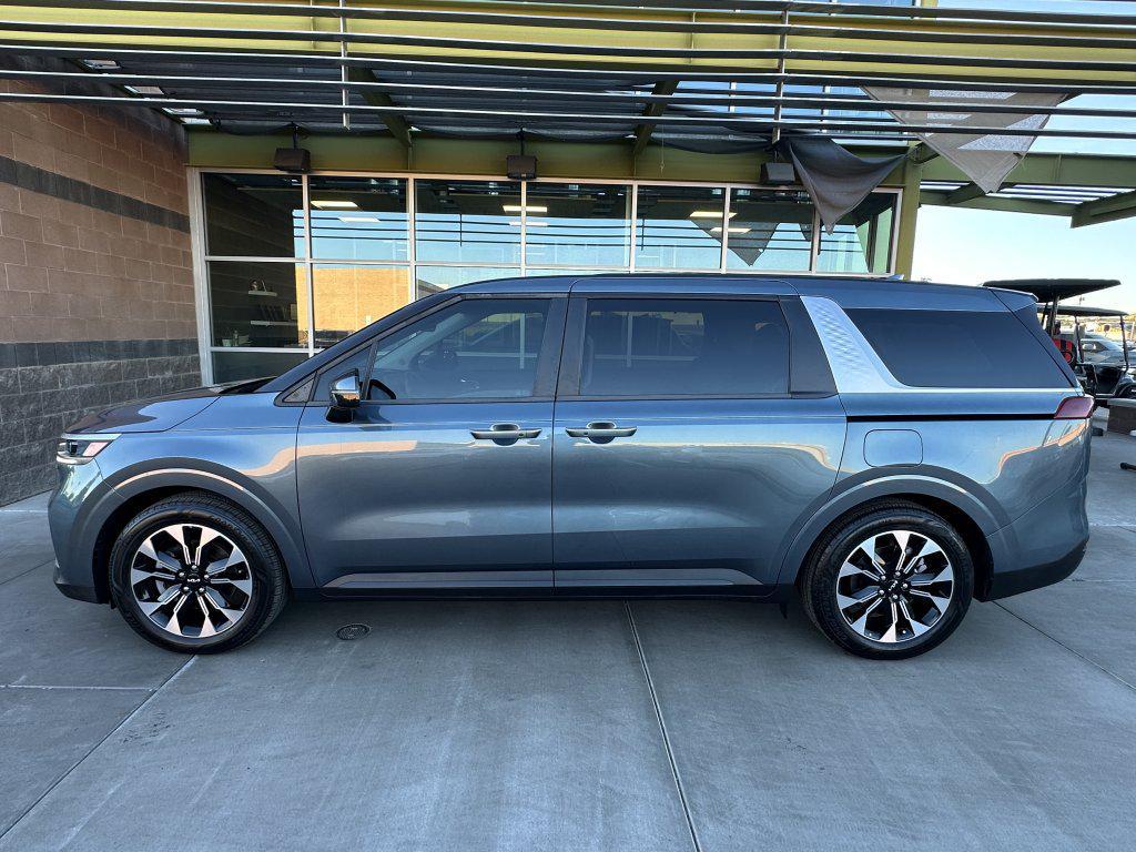 used 2024 Kia Carnival car, priced at $34,477