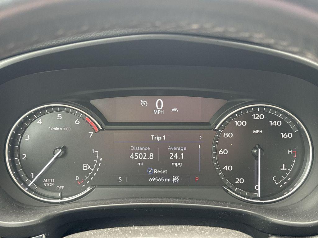 used 2023 Cadillac XT4 car, priced at $20,979