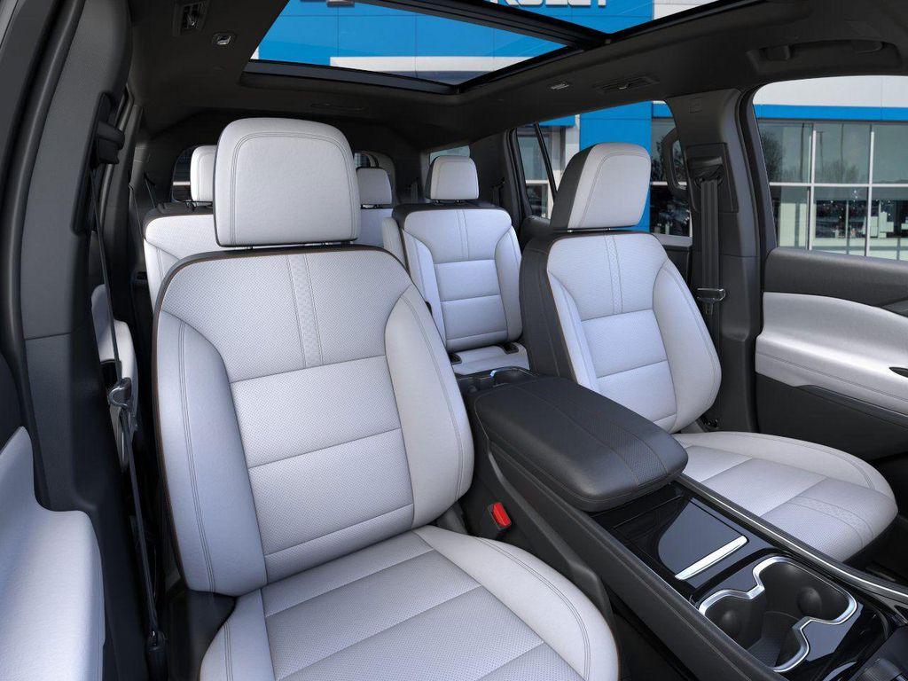 new 2026 Chevrolet Traverse car, priced at $56,927