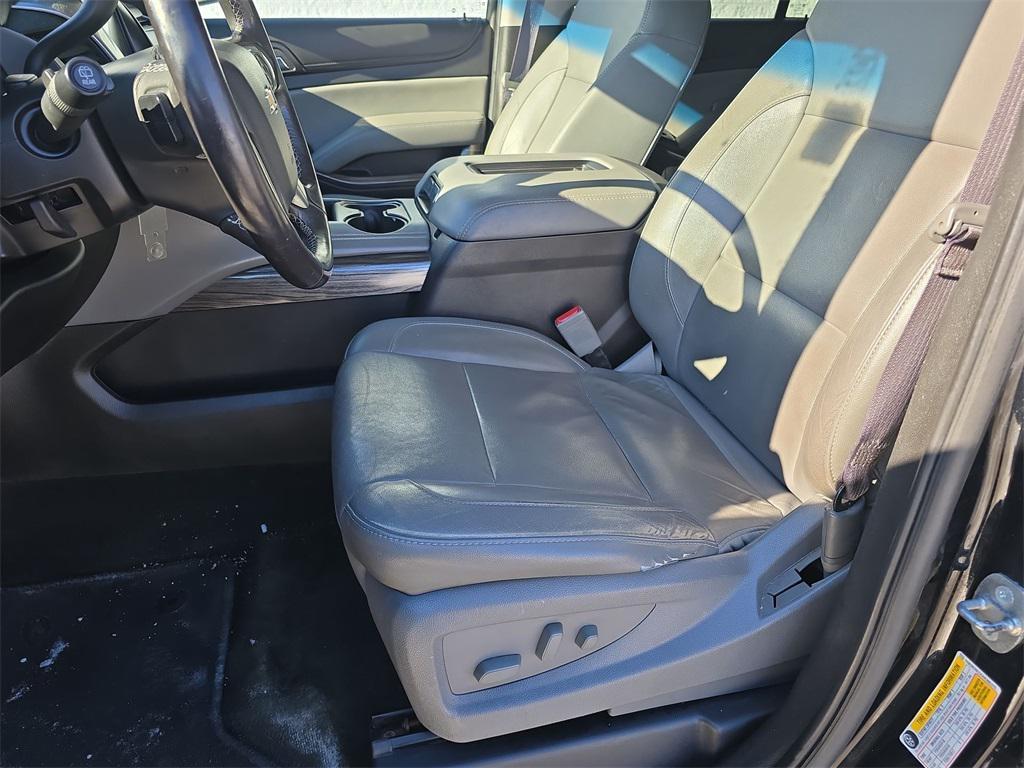 used 2017 Chevrolet Suburban car, priced at $22,990