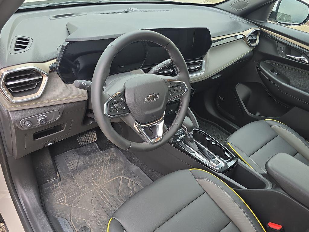 used 2026 Chevrolet TrailBlazer car, priced at $27,899