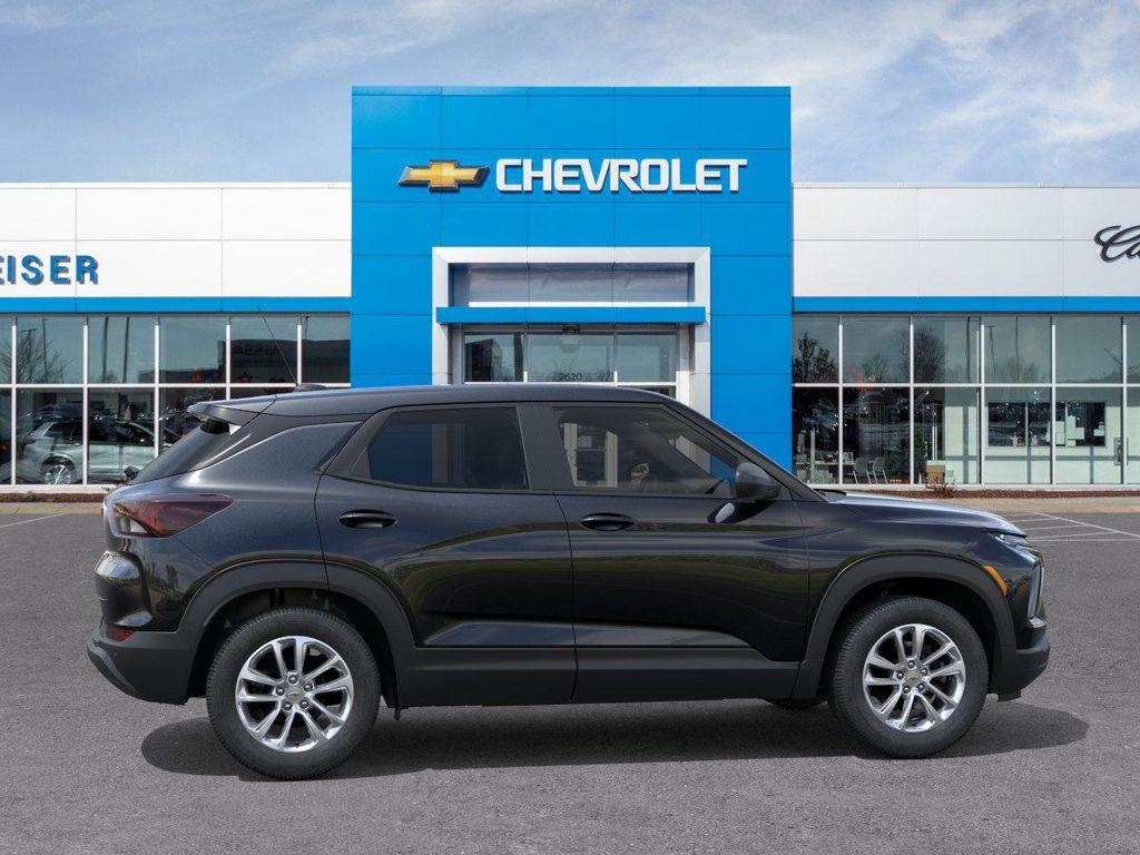 new 2026 Chevrolet TrailBlazer car, priced at $28,431