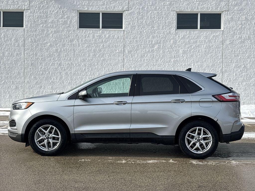 used 2024 Ford Edge car, priced at $22,070