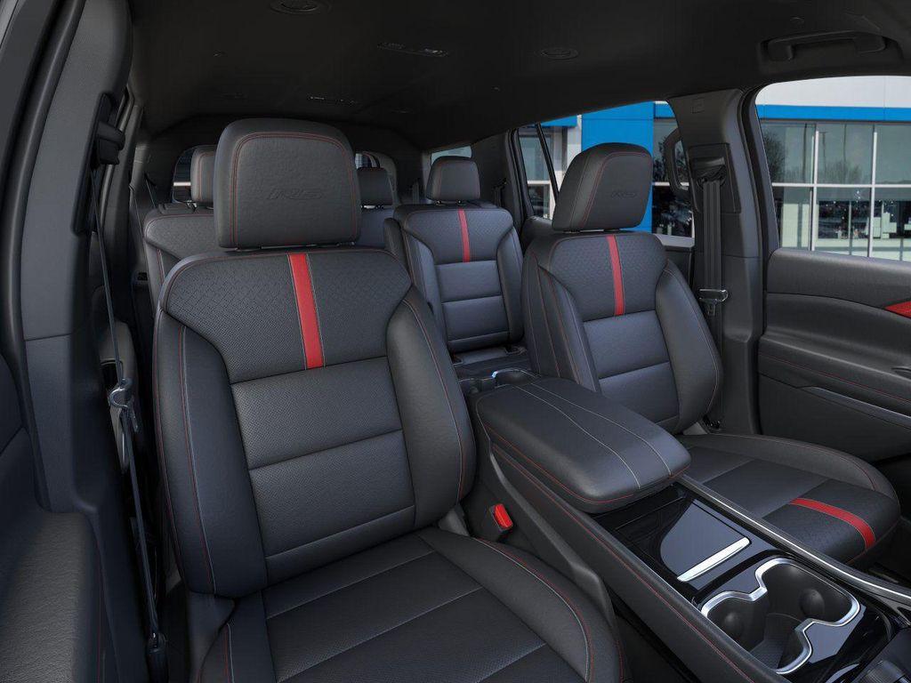 new 2026 Chevrolet Traverse car, priced at $56,118