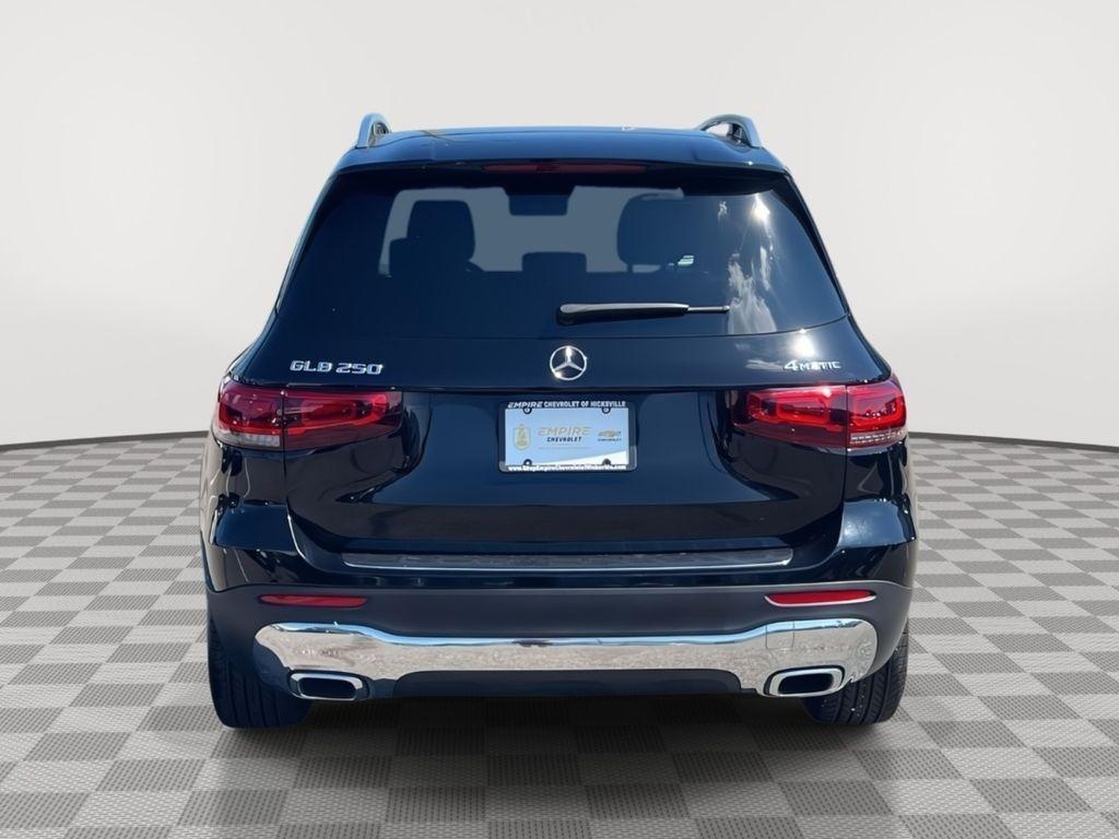 used 2022 Mercedes-Benz GLB 250 car, priced at $31,233