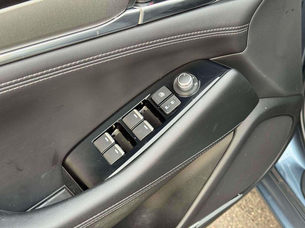 used 2018 Mazda Mazda6 car, priced at $19,695