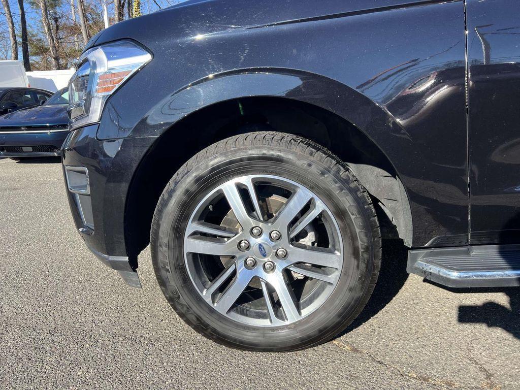 used 2022 Ford Expedition car, priced at $49,895