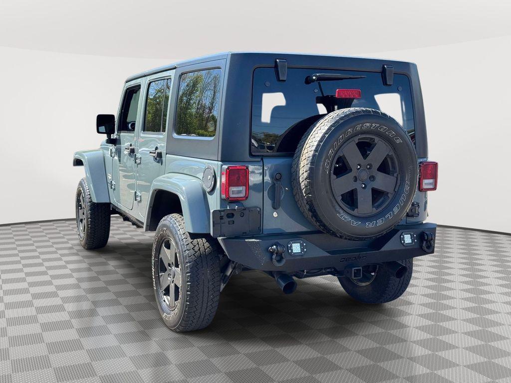 used 2015 Jeep Wrangler Unlimited car, priced at $13,721