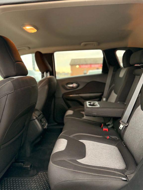 used 2014 Jeep Cherokee car, priced at $8,499