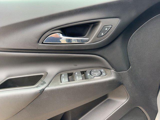 used 2023 Chevrolet Equinox car, priced at $17,596