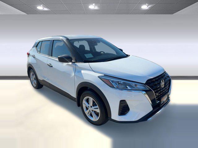 new 2025 Nissan Kicks car, priced at $19,632