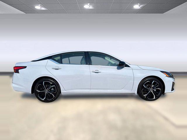 new 2025 Nissan Altima car, priced at $26,992