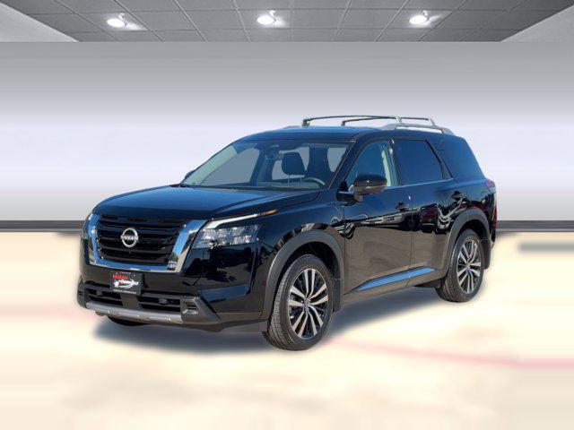 new 2025 Nissan Pathfinder car, priced at $42,992