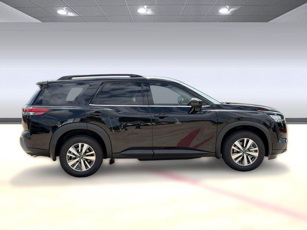 new 2026 Nissan Pathfinder car, priced at $40,436