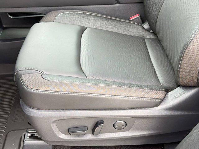 new 2026 Nissan Pathfinder car, priced at $39,046
