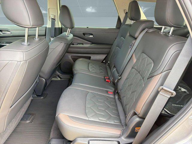 new 2026 Nissan Pathfinder car, priced at $45,736