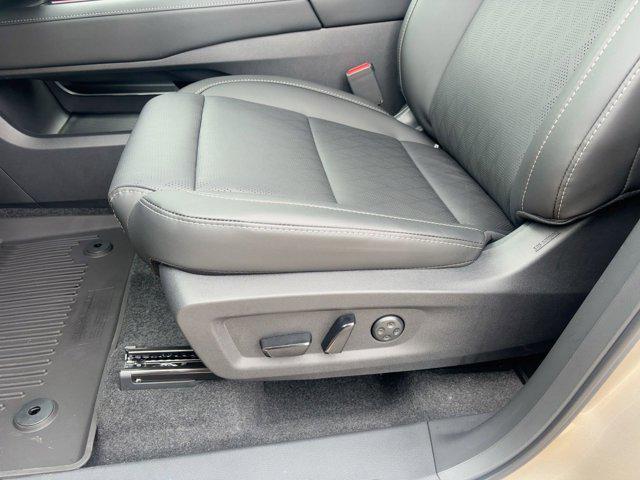 new 2026 Nissan Murano car, priced at $45,392