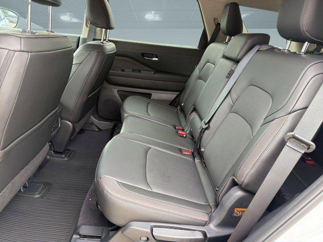 new 2026 Nissan Pathfinder car, priced at $41,216