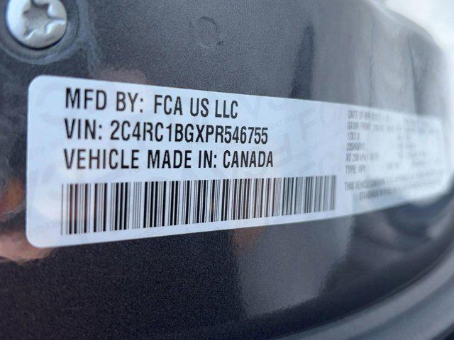 used 2023 Chrysler Pacifica car, priced at $20,998