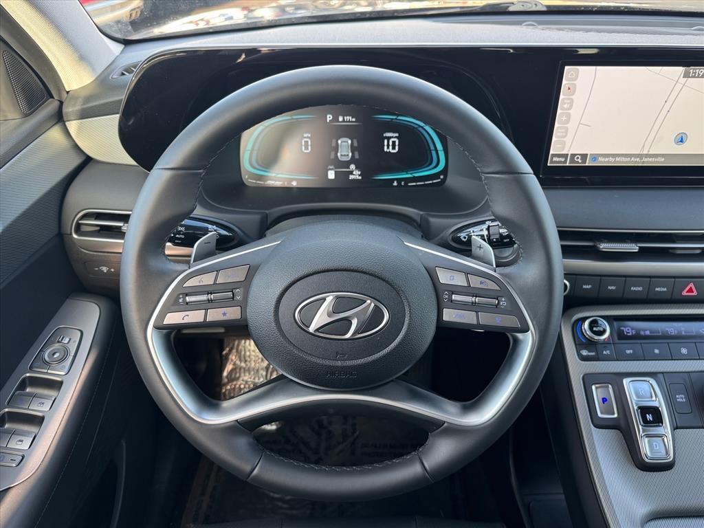 used 2025 Hyundai Palisade car, priced at $42,749