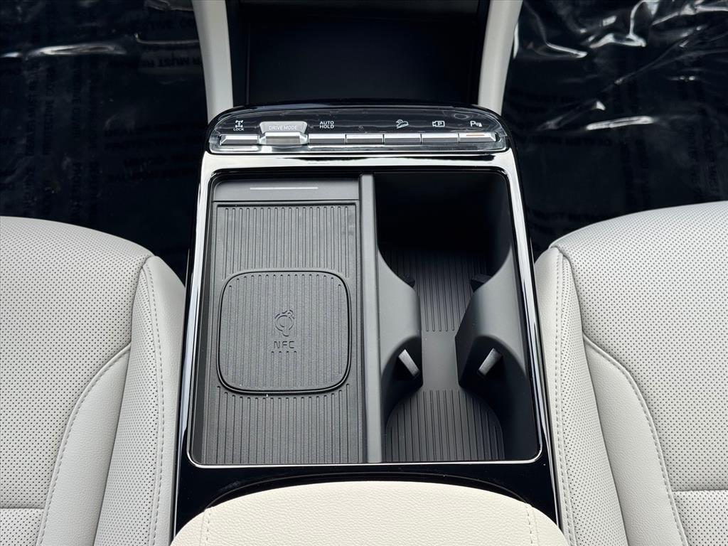 new 2026 Hyundai TUCSON Hybrid car, priced at $42,870