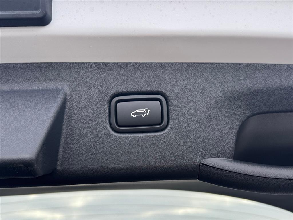 new 2026 Hyundai TUCSON Hybrid car, priced at $42,870