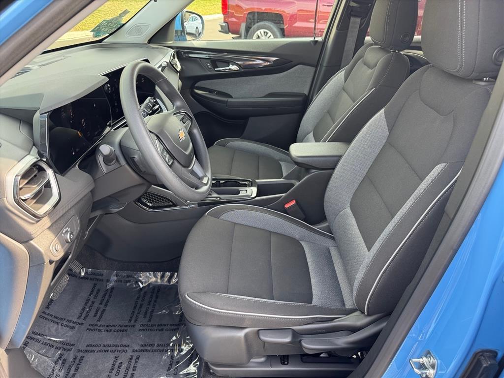 used 2024 Chevrolet TrailBlazer car, priced at $22,789
