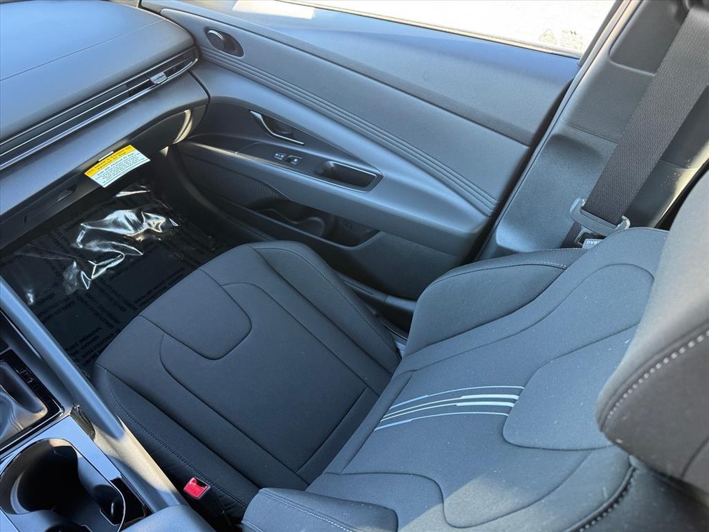 new 2026 Hyundai ELANTRA HEV car, priced at $28,520