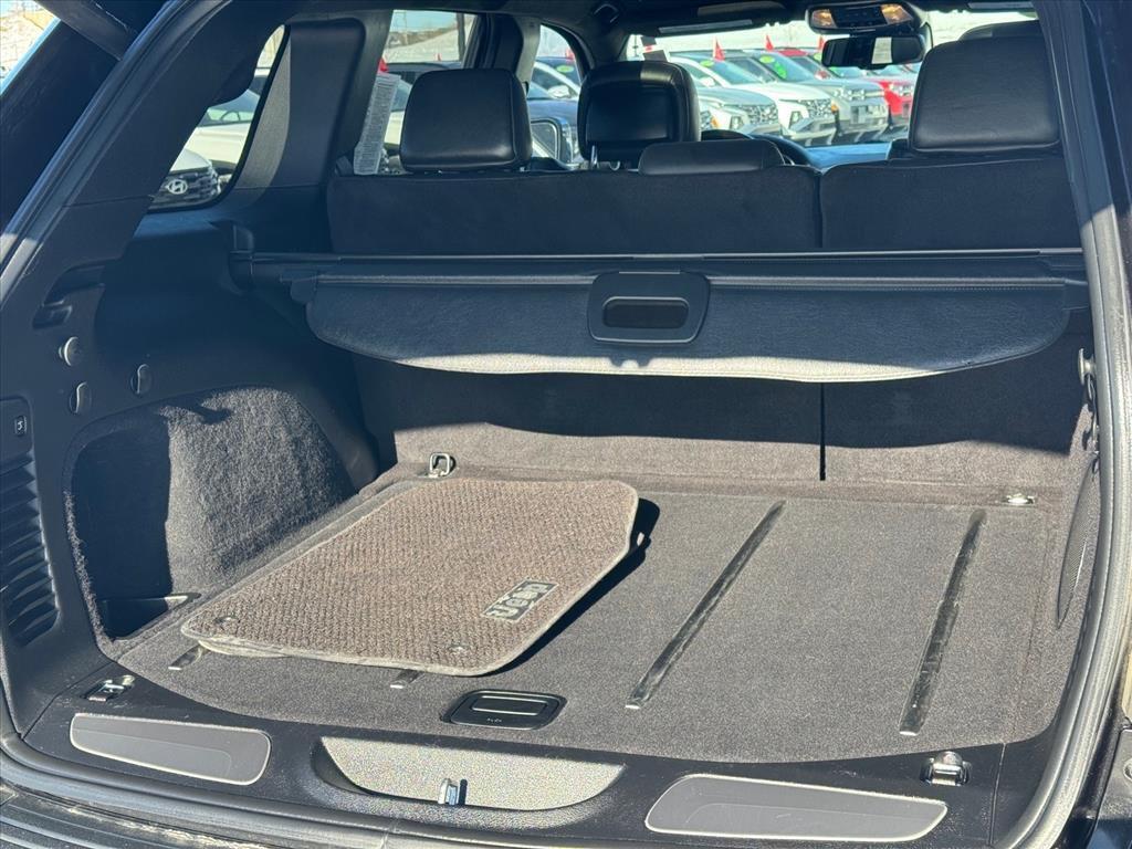 used 2015 Jeep Grand Cherokee car, priced at $18,589