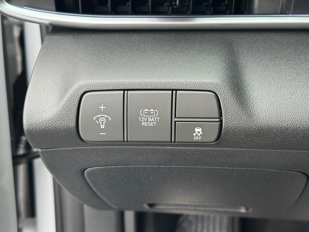 new 2026 Hyundai ELANTRA HEV car, priced at $30,685