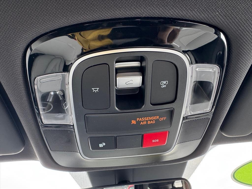 new 2026 Hyundai TUCSON Hybrid car, priced at $42,370