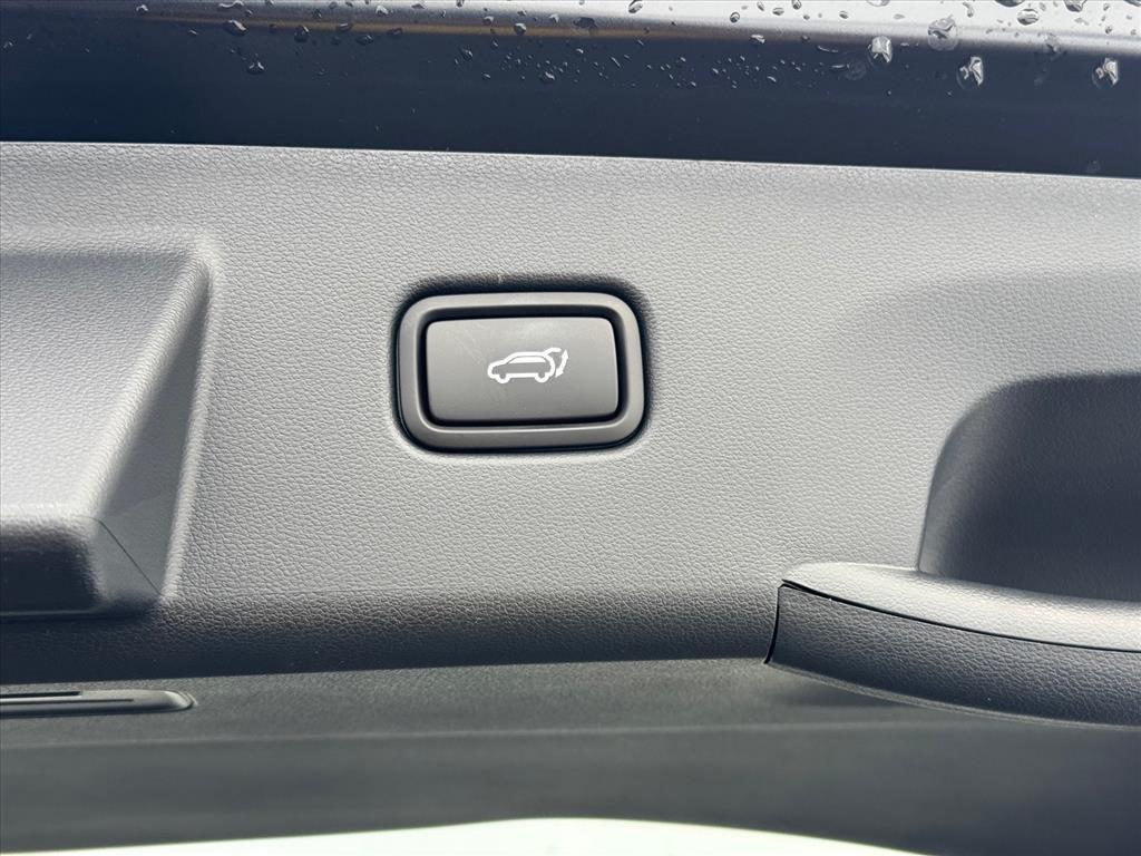 new 2026 Hyundai TUCSON Hybrid car, priced at $42,370