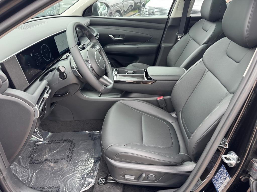 used 2025 Hyundai TUCSON Hybrid car, priced at $31,999