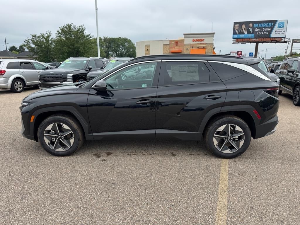 used 2025 Hyundai TUCSON Hybrid car, priced at $31,999