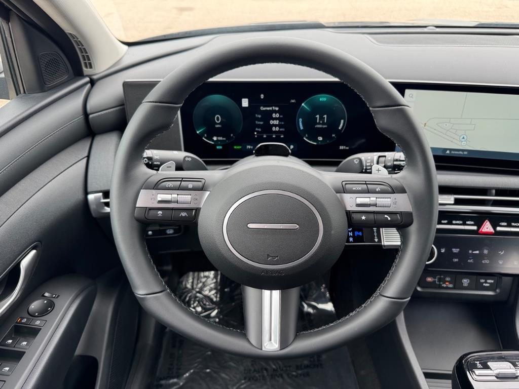 used 2025 Hyundai TUCSON Hybrid car, priced at $31,999