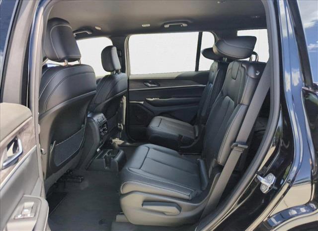 new 2025 Jeep Grand Cherokee L car, priced at $46,200