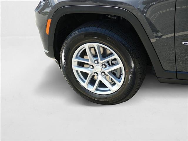 new 2025 Jeep Grand Cherokee L car, priced at $37,700