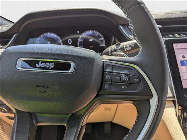 new 2025 Jeep Grand Cherokee car, priced at $40,600