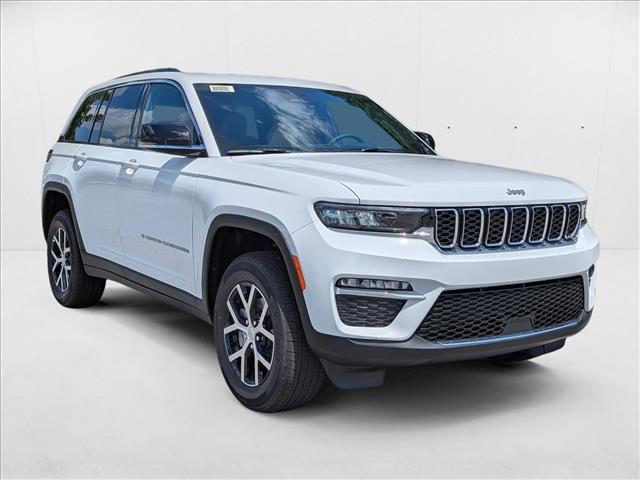 new 2025 Jeep Grand Cherokee car, priced at $40,600