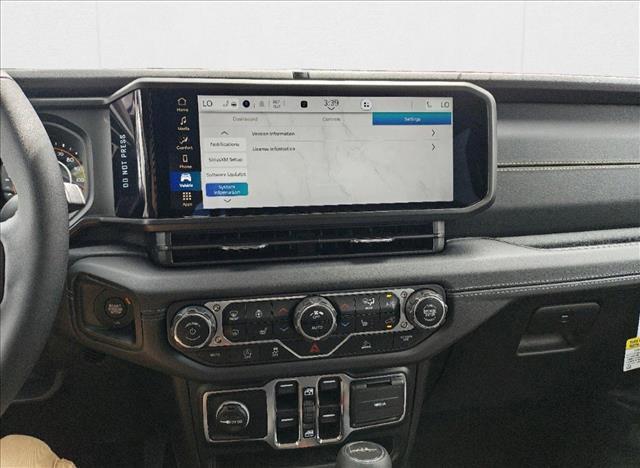 new 2025 Jeep Gladiator car, priced at $43,450